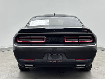 2018 Dodge Challenger - Photo 8