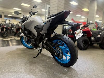 2025 Yamaha MT-03 - Photo 4