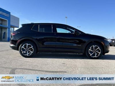 2026 Chevrolet Equinox EV - Photo 9
