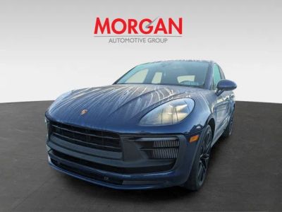 2022 Porsche Macan — engine compartment view