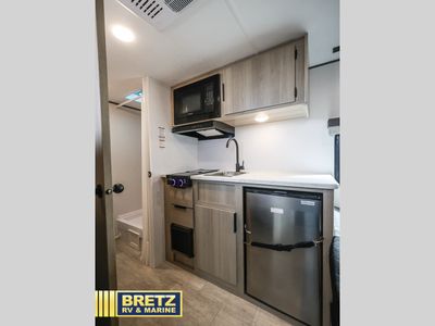 2026 Dutchmen RV Colorado — photo 12 view