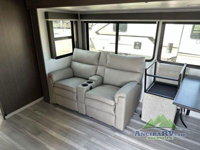 2026 Keystone RV Cougar Half-Ton - Photo 8