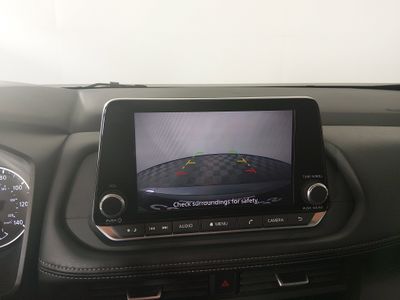 2025 Nissan Rogue - Photo 16