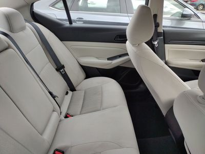 2025 Nissan Altima - Photo 4