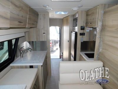 2024 Chinook Maverick - Photo 24