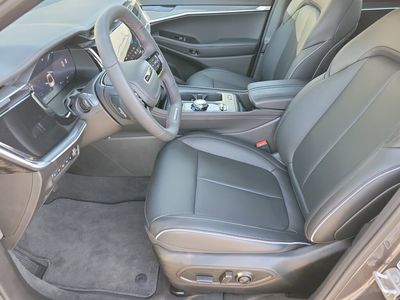 2025 Jeep Wagoneer S - Photo 4