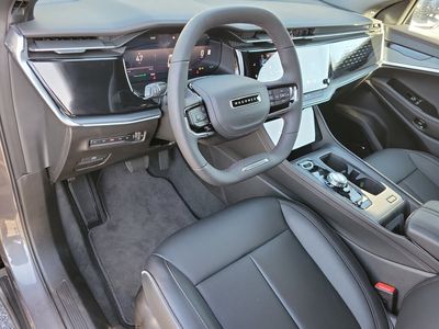 2025 Jeep Wagoneer S - Photo 3