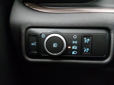 2023 Ford Explorer — photo 13 view