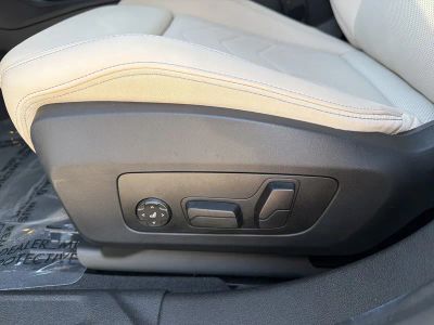 2025 BMW 2 Series — photo 21 view