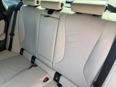 2025 BMW 2 Series — photo 17 view