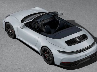 2026 Porsche 911 - Photo 4