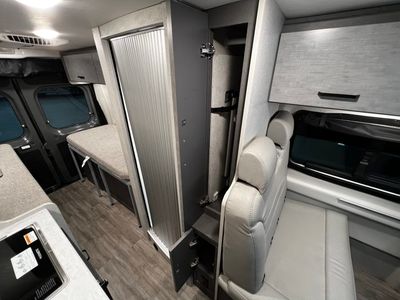 2025 Thor Motor Coach DAZZLE - Photo 23