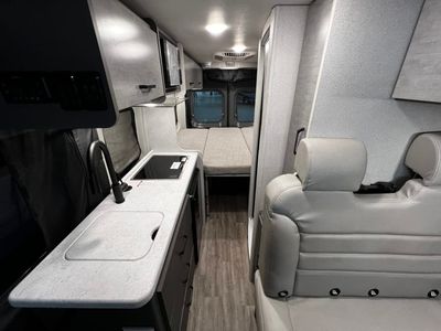 2025 Thor Motor Coach DAZZLE - Photo 30