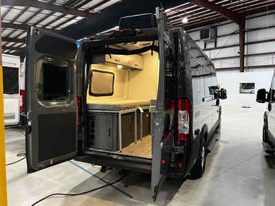 2025 Thor Motor Coach DAZZLE - Photo 35