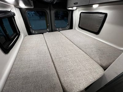 2025 Thor Motor Coach DAZZLE - Photo 28