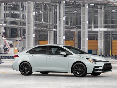2026 Toyota Corolla Hybrid - Photo 13
