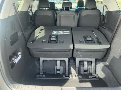 2026 Kia Carnival Hybrid — photo 18 view