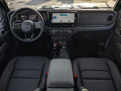 2026 Jeep Wrangler — photo 14 view