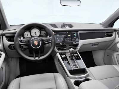 2026 Porsche Macan - Photo 9
