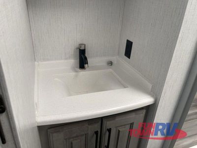 2021 Heartland Landmark - Photo 29