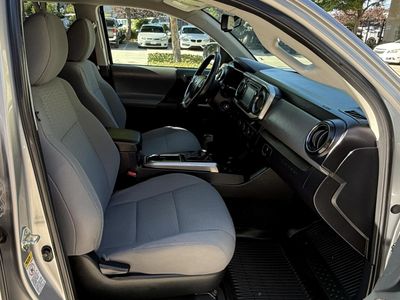 2017 Toyota Tacoma - Photo 14