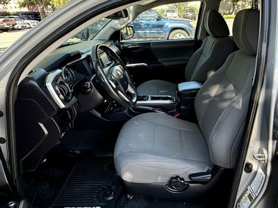 2017 Toyota Tacoma - Photo 13