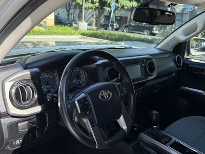 2017 Toyota Tacoma - Photo 11