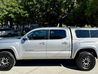 2017 Toyota Tacoma - Photo 4