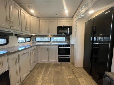2024 Keystone RV Cougar - Photo 5