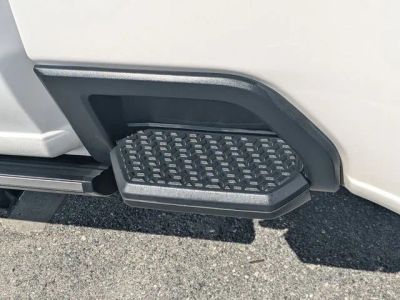 2024 GMC Sierra 3500HD — photo 12 view