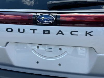 2026 Subaru Outback — photo 11 view