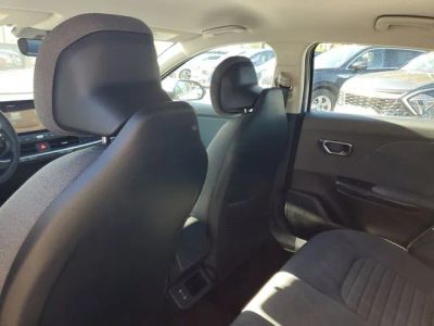 2025 Kia K4 — photo 23 view