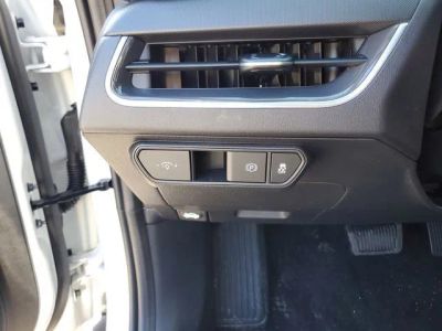 2025 Kia K4 — photo 10 view