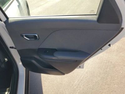 2025 Kia K4 — photo 28 view