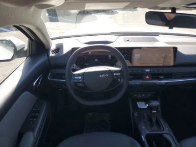2025 Kia K4 — photo 22 view
