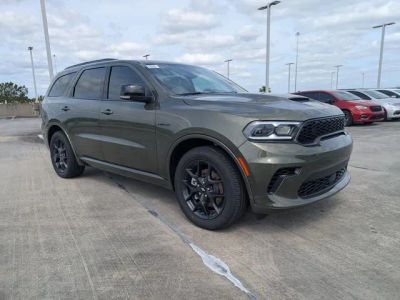 2026 Dodge Durango GT Plus HEMI V8 in Green Machine Exterior Paint — front three-quarter view