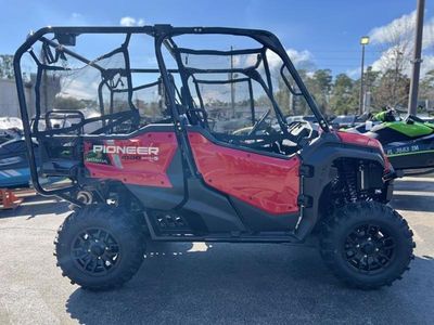 2025 Honda Pioneer 1000-5 Deluxe - Photo 7