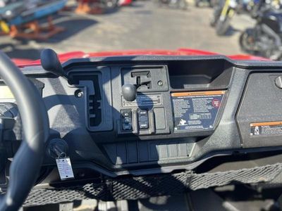 2025 Honda Pioneer 1000-5 Deluxe - Photo 9