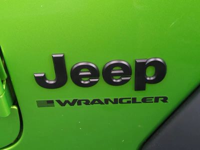 2026 Jeep Gladiator — photo 14 view