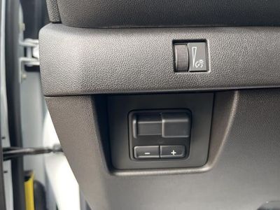 2025 Chevrolet Colorado — photo 16 view