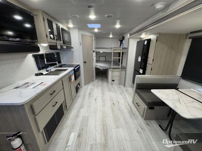 2025 East to West Alta - Photo 4