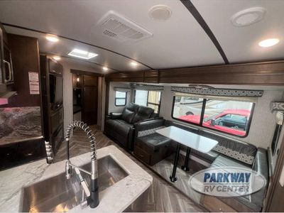 2020 Dutchmen RV Astoria - Photo 6
