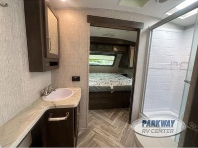 2020 Dutchmen RV Astoria - Photo 14