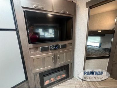 2020 Dutchmen RV Astoria - Photo 8