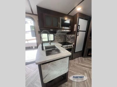 2020 Dutchmen RV Astoria - Photo 12