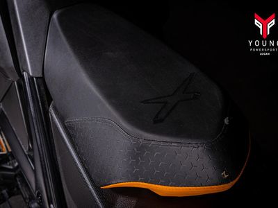 2020 Ski-Doo Summit X With Expert Package 850 E-TEC SS 165 PowderMax Light 3.0 H_ALT - Photo 18
