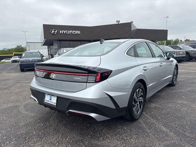 2026 Hyundai Sonata Hybrid — photo 25 view