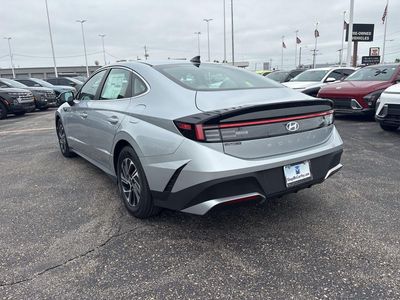 2026 Hyundai Sonata Hybrid — photo 27 view