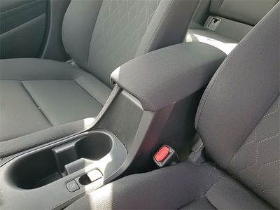 2025 Toyota Corolla - Photo 19