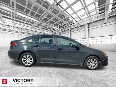2025 Toyota Corolla - Photo 2